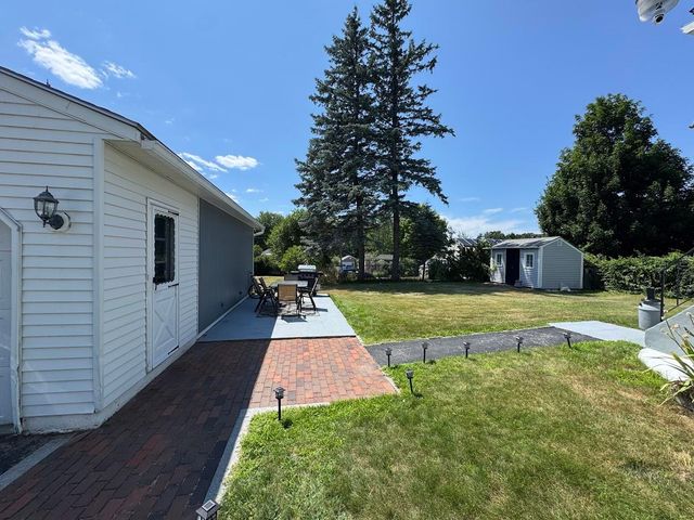 74 Hobart Street, Manchester, NH 03104