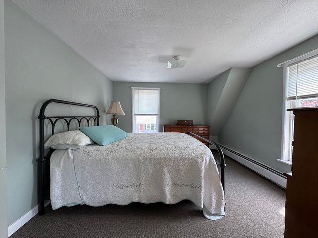 74 Hobart Street, Manchester, NH 03104