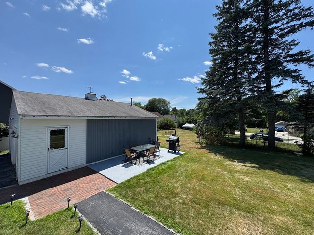 74 Hobart Street, Manchester, NH 03104