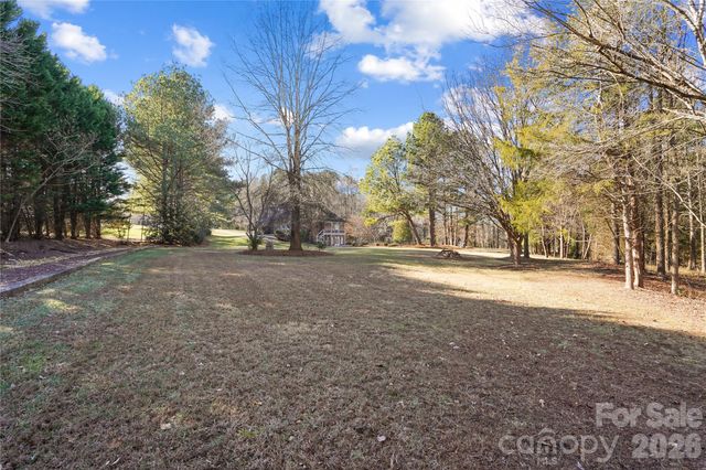 2812 Woodwind Court, Kannapolis, NC 28081