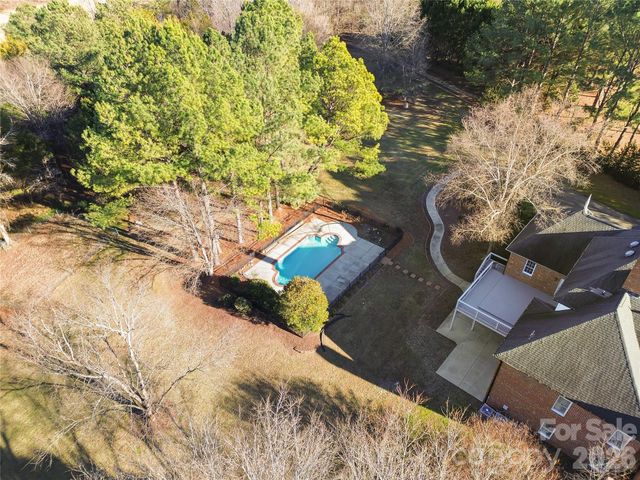 2812 Woodwind Court, Kannapolis, NC 28081