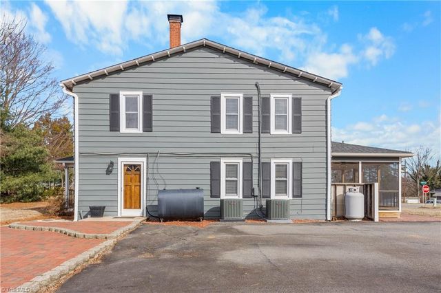 321 W Main Street, East Bend, NC 27018