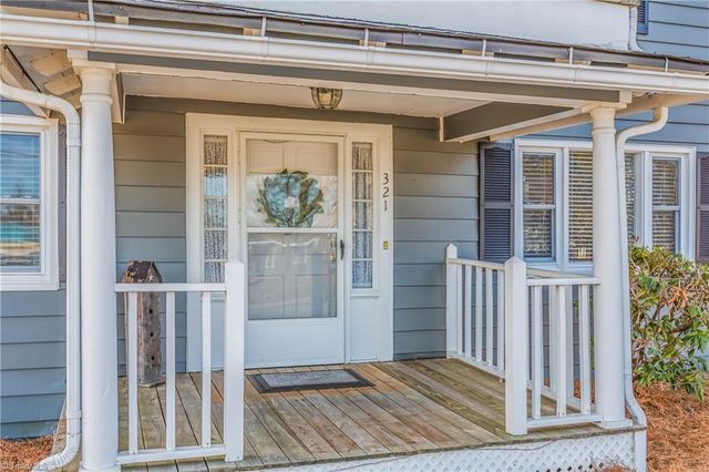 321 W Main Street, East Bend, NC 27018