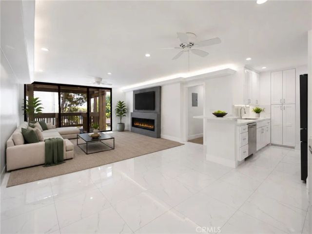 7777 W 91st, Playa Del Rey, CA 90293