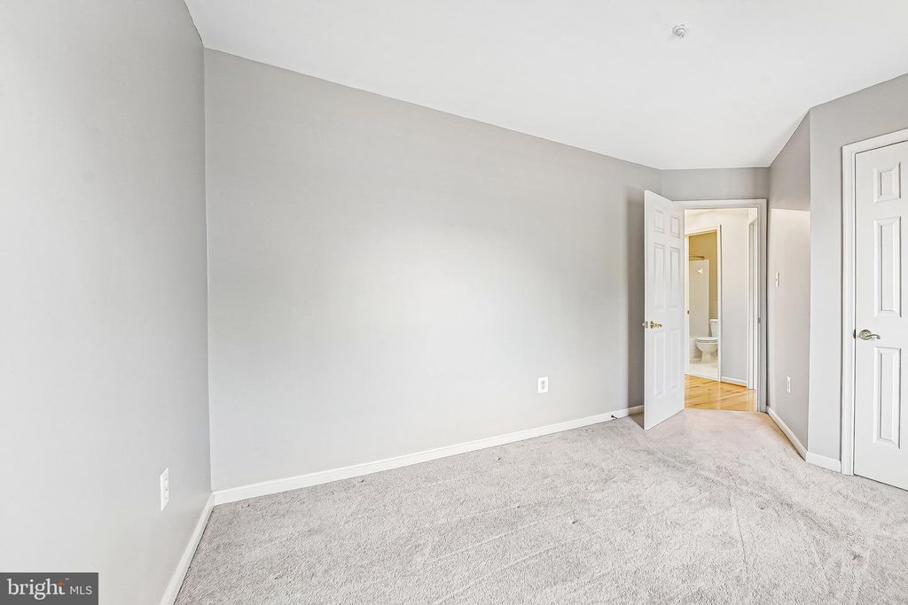 Image 21 of property listing at 2422 RIPPLING BROOK RD, Frederick, MD 21701