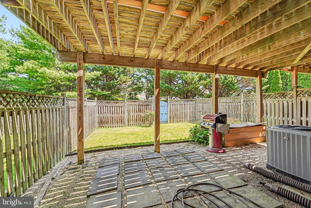 Image 34 of property listing at 2422 RIPPLING BROOK RD, Frederick, MD 21701