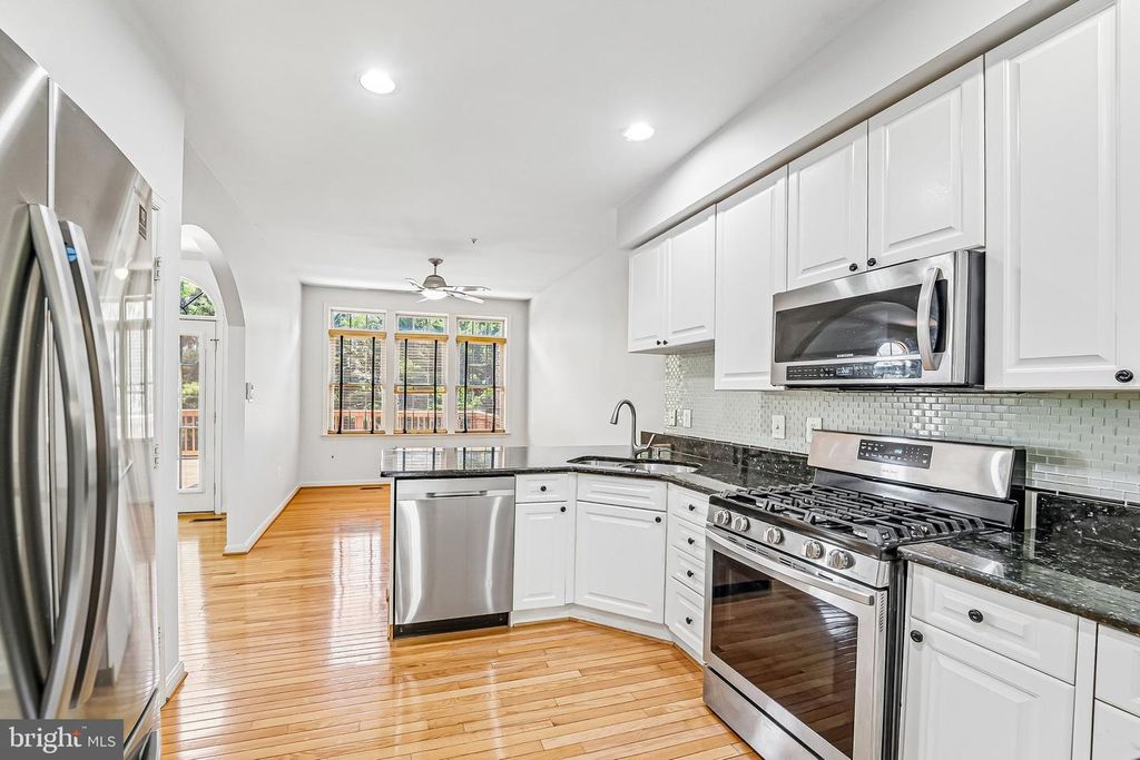 Image 8 of property listing at 2422 RIPPLING BROOK RD, Frederick, MD 21701