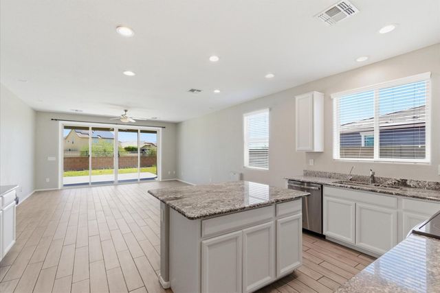 26129 N 133rd Avenue, Peoria, AZ 85383