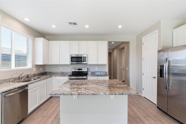 26129 N 133rd Avenue, Peoria, AZ 85383