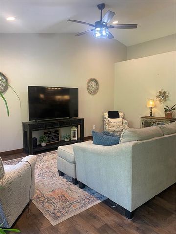 5154 Quiet Hollow Court, Eau Claire, WI 54701