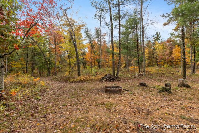 8232 Holton Road, Holton, MI 49425