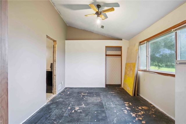 3801 Highway 382 NE, Solon, IA 52333
