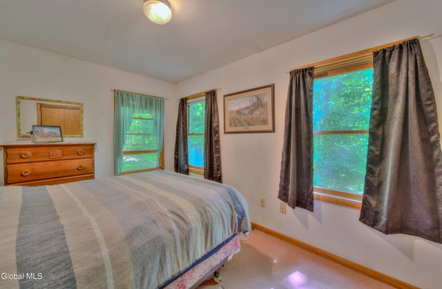 601 N Shore Peck Lake Road, Gloversville, NY 12078