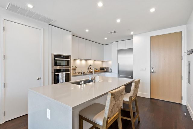 501 West Ave 3402, Austin, TX 78701