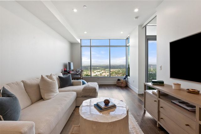 501 West Ave 3402, Austin, TX 78701
