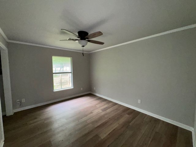 513 S Carter Street, Whitewright, TX 75491