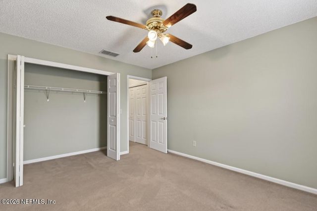 1306 BLUE EAGLE Trail, Jacksonville, FL 32225