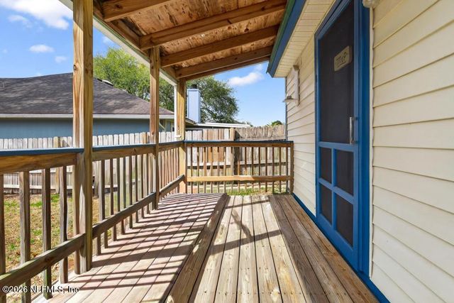 1306 BLUE EAGLE Trail, Jacksonville, FL 32225