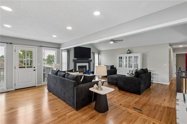 8501 NE 108TH Terrace, Kansas City, MO 64157
