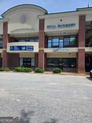 8052 Mall Parkway, Lithonia, GA 30038