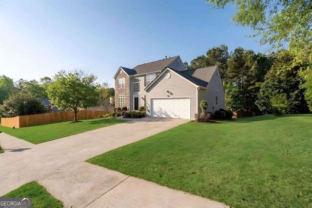 816 Pond View Lane, Sugar Hill, GA 30518