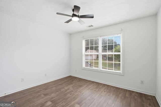 816 Pond View Lane, Sugar Hill, GA 30518