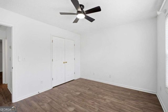 816 Pond View Lane, Sugar Hill, GA 30518