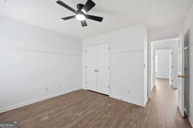 816 Pond View Lane, Sugar Hill, GA 30518