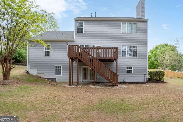 816 Pond View Lane, Sugar Hill, GA 30518