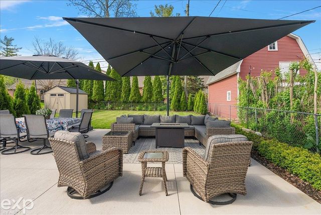 7615 West Road, Washington Twp, MI 48094
