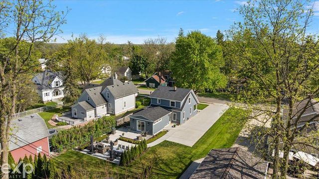7615 West Road, Washington Twp, MI 48094