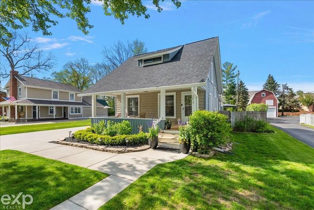 7615 West Road, Washington Twp, MI 48094