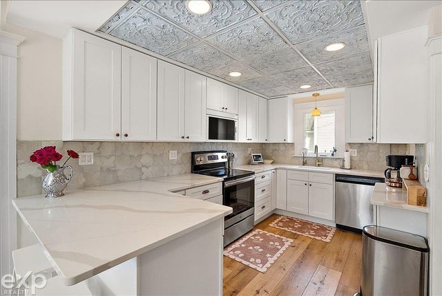 7615 West Road, Washington Twp, MI 48094