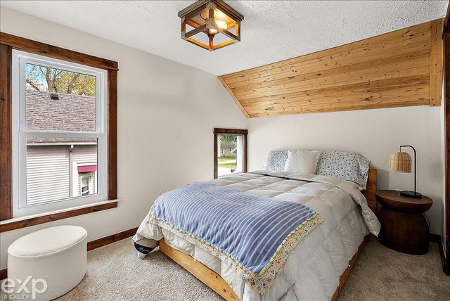 7615 West Road, Washington Twp, MI 48094