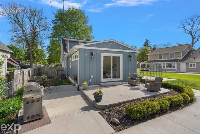7615 West Road, Washington Twp, MI 48094