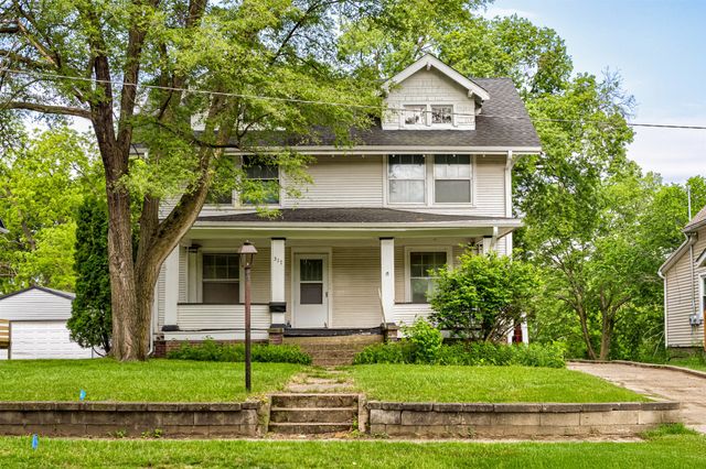 317 N Russell Avenue, Ames, IA 50010