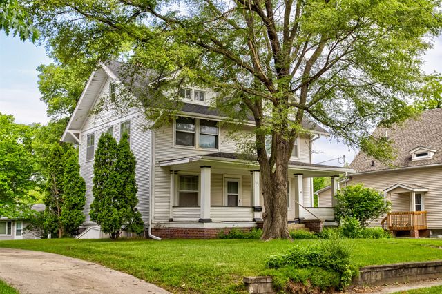 317 N Russell Avenue, Ames, IA 50010