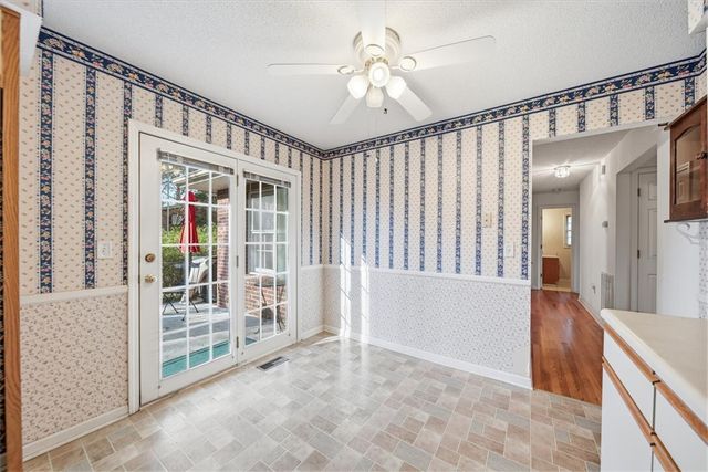 98 Mountain View Drive, Walhalla, SC 29691