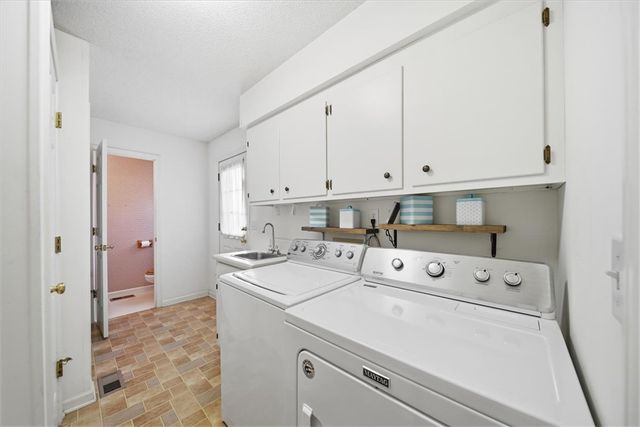 98 Mountain View Drive, Walhalla, SC 29691