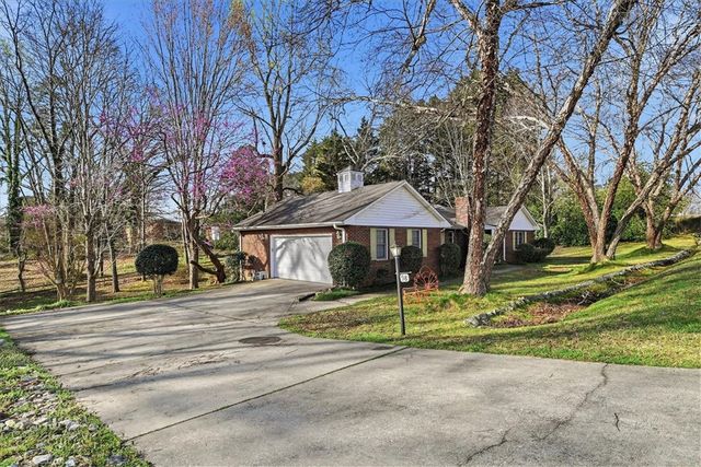 98 Mountain View Drive, Walhalla, SC 29691