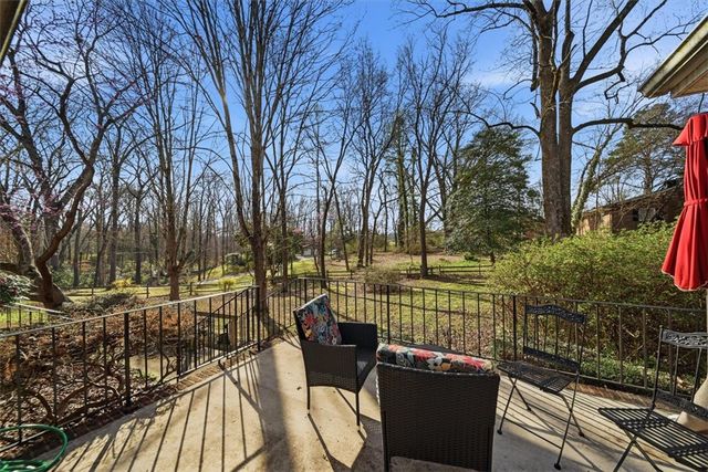 98 Mountain View Drive, Walhalla, SC 29691