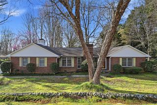 98 Mountain View Drive, Walhalla, SC 29691