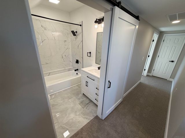 1601 Coleman Avenue, Lansing, MI 48910