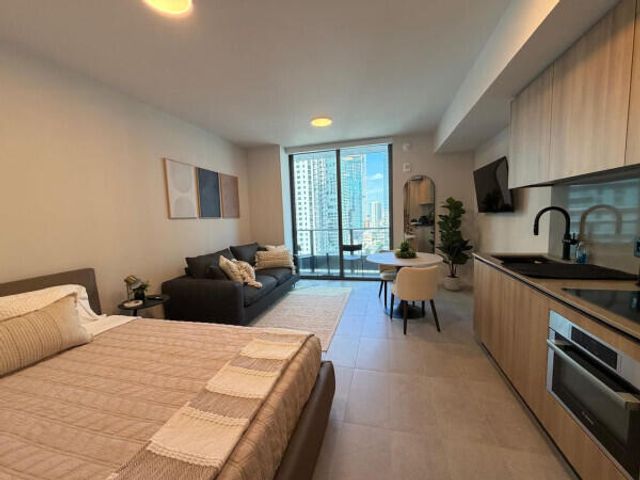 121 NE 5TH Street 2309, Miami, FL 33132