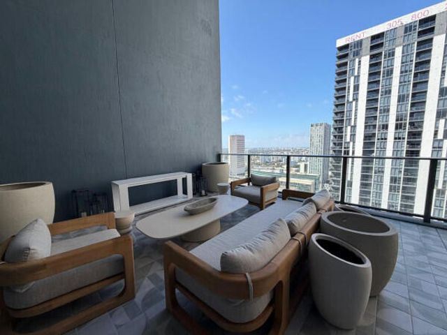 121 NE 5TH Street 2309, Miami, FL 33132
