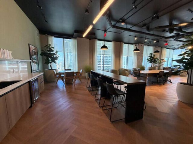 121 NE 5TH Street 2309, Miami, FL 33132