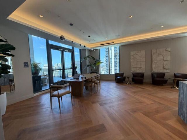121 NE 5TH Street 2309, Miami, FL 33132