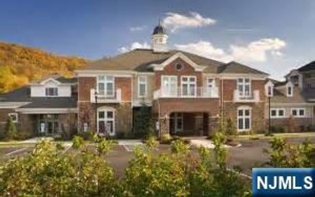 7408 Warrens Way DEEDED GARAGE &, Wanaque, NJ 07465