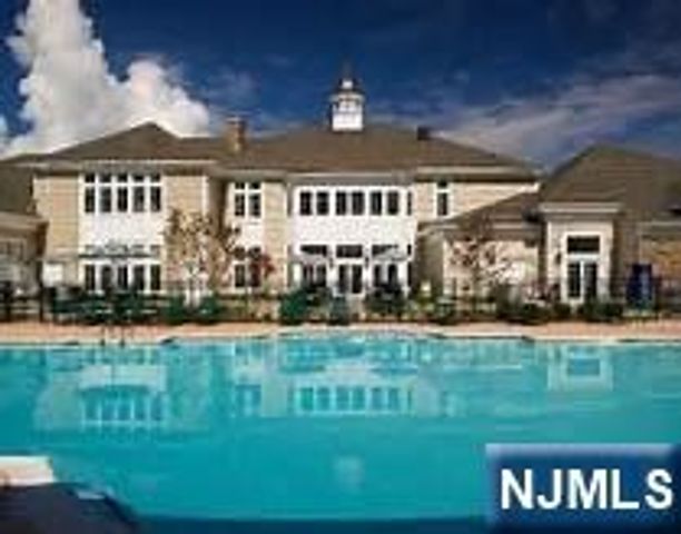 7408 Warrens Way DEEDED GARAGE &, Wanaque, NJ 07465