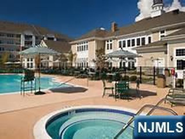 7408 Warrens Way DEEDED GARAGE &, Wanaque, NJ 07465